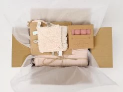 Babygeschenk-Set Unter 35 Euro - Schnuffeltuch Peach Blush -Boo Poo babygeschenk schnuffeltuch blush
