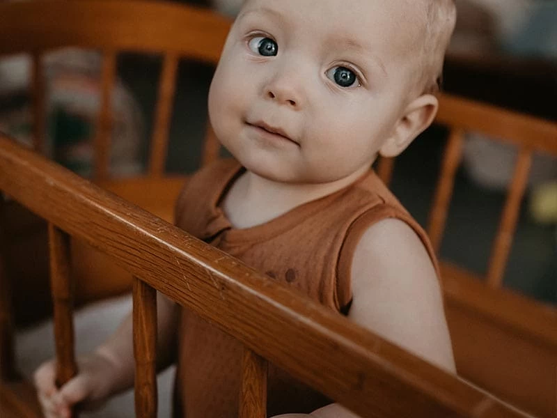 Ärmelloser Babyschlafsack TOG 1 - Toffee 4 Ärmelloser Babyschlafsack TOG 1 - Toffee – Bild 4