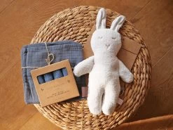 Geburtsgeschenk-Set Unter 30 Euro - Ruby Rabbit Petrol