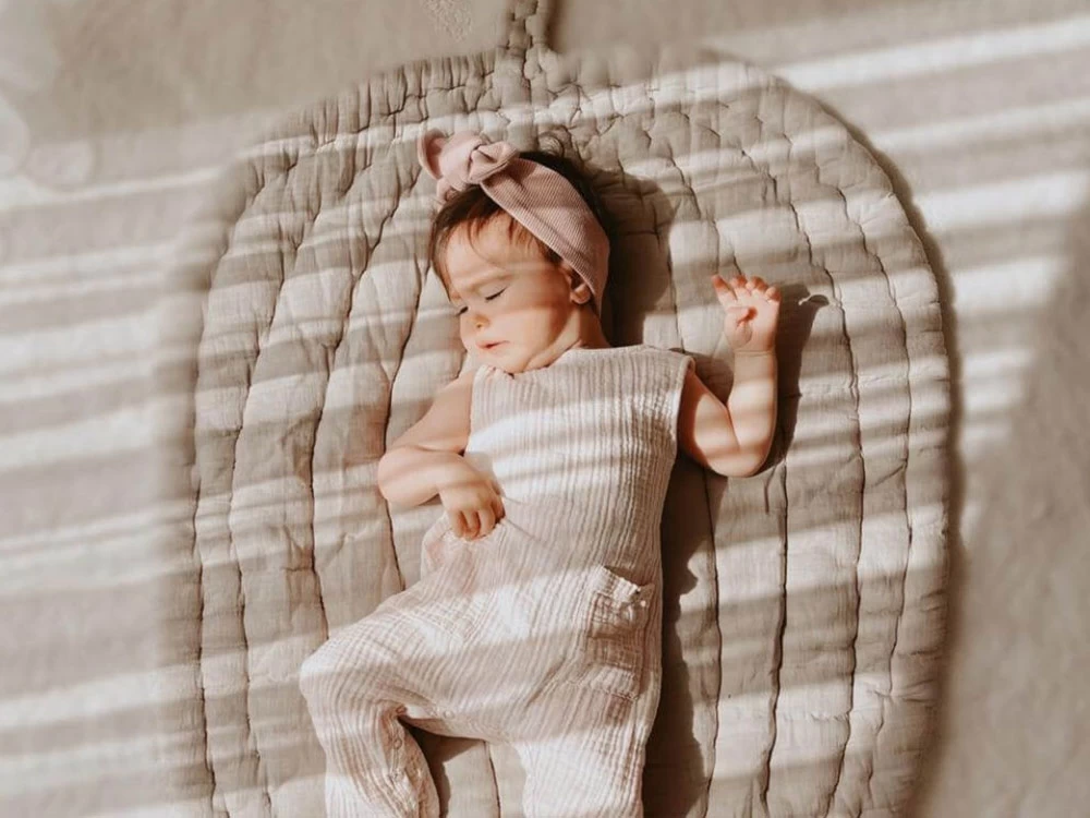 Spieldecke, Babyunterlage Leaf - Dusk Indigo 3 Spieldecke, Babyunterlage Leaf - Dusk Indigo – Bild 3