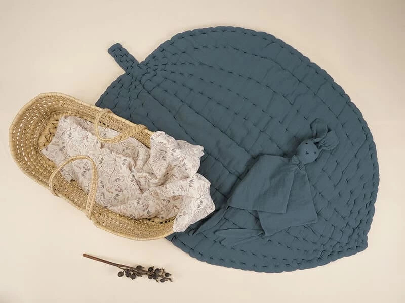 Spieldecke, Babyunterlage Leaf - Dusk Indigo 2 Spieldecke, Babyunterlage Leaf - Dusk Indigo – Bild 2