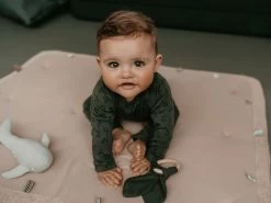 Strampler Aus Biobaumwolle - Dark Green 9 Strampler Aus Biobaumwolle - Dark Green -Boo Poo strampler sb darkgreen ls1