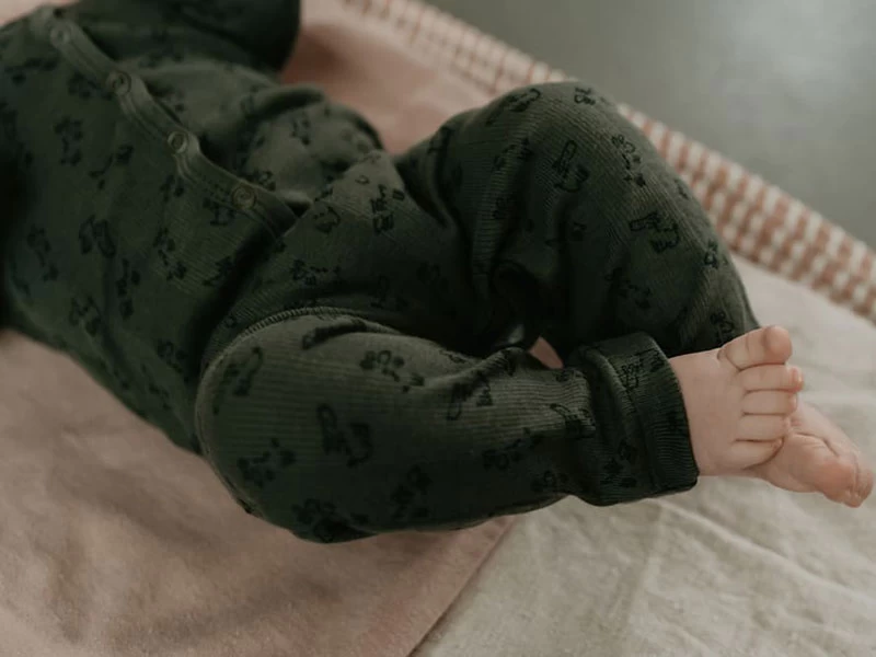 Strampler Aus Biobaumwolle - Dark Green 5 Strampler Aus Biobaumwolle - Dark Green – Bild 5