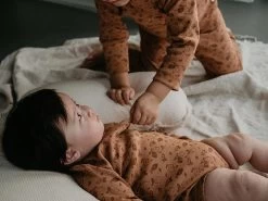 Strampler Aus Biobaumwolle - Toffee Lemon -Boo Poo strampler sb toffeelemon ls1