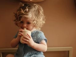 Mushie Weiche Schnabeltasse - Powder Blue 9 Mushie Weiche Schnabeltasse - Powder Blue -Boo Poo trinklernbecher sippy cup 5 2