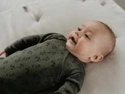 Babybody Mit Knöpfen - Dark Green 8 Babybody Mit Knöpfen - Dark Green -Boo Poo wickelbody sb darkgreen ls2