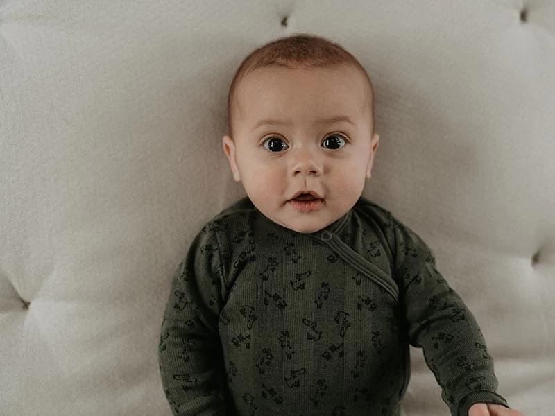 Babybody Mit Knöpfen - Dark Green 3 Babybody Mit Knöpfen - Dark Green – Bild 3