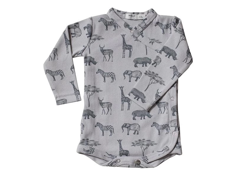 Babybody Mit Knöpfen - Storm Grey Safari 1 Babybody Mit Knöpfen - Storm Grey Safari