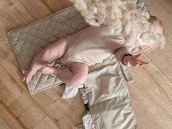 Geschenkset Zur Geburt - Wickelunterlage Tuscan Beige -Boo Poo wickelunterlage tuscan beige